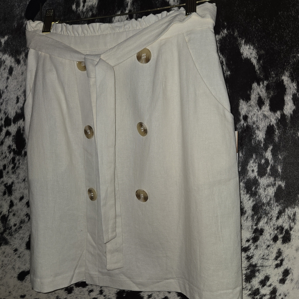 June & Hudson Cream Skirt